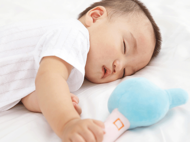 介绍3种哄娃睡觉方法，让宝宝睡得香还健康